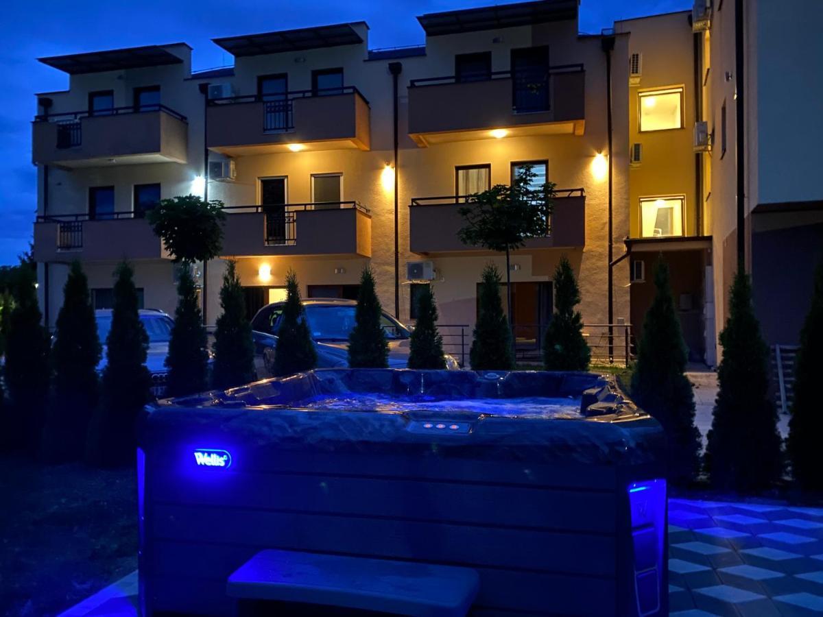 Apartmani Borova 2 Veliko Gradište Dış mekan fotoğraf