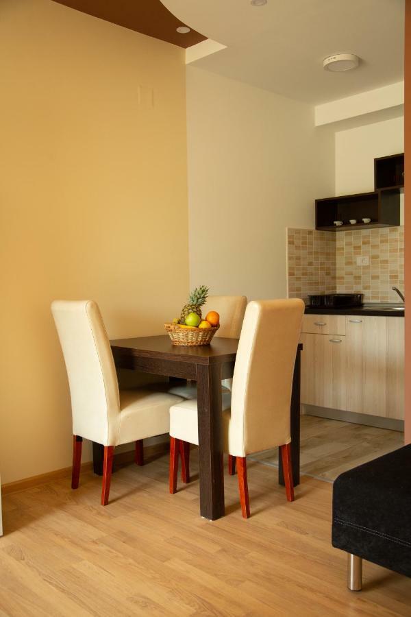 Apartmani Borova 2 Veliko Gradište Dış mekan fotoğraf